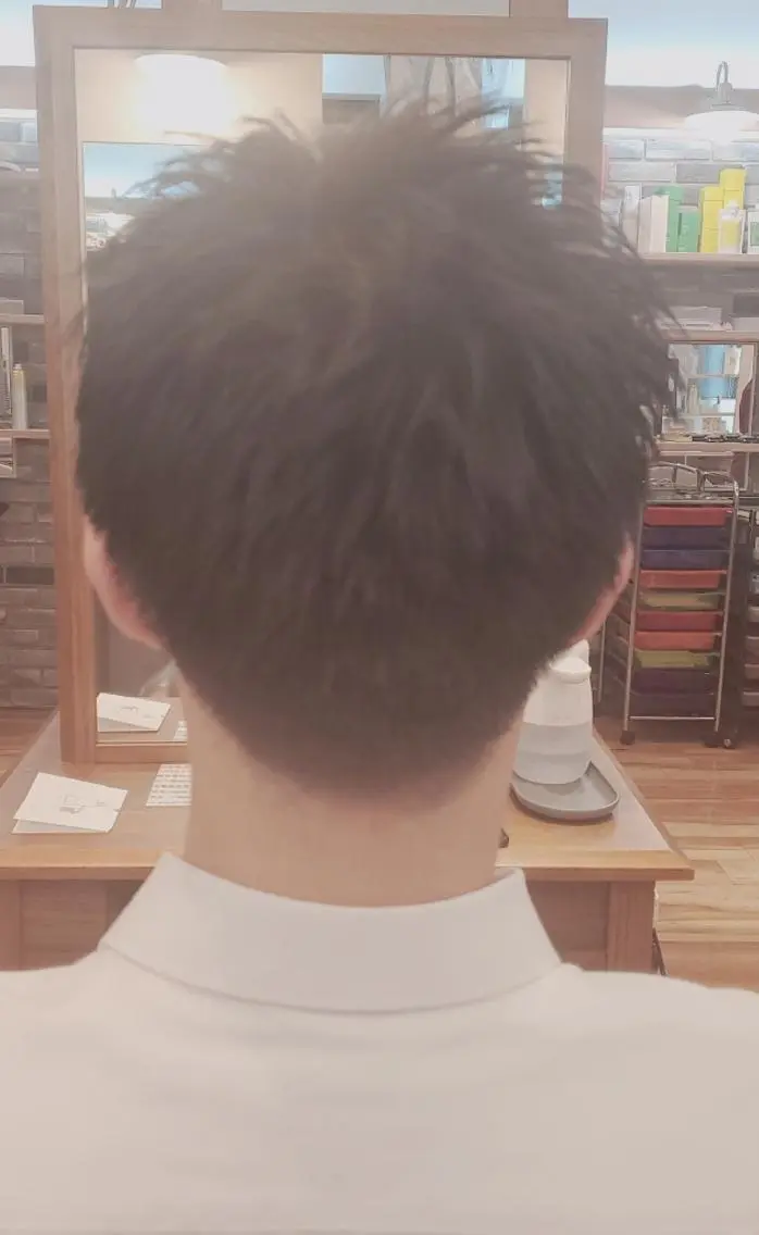 メンズ 刈り上げ カット Ito のヘアスタイル