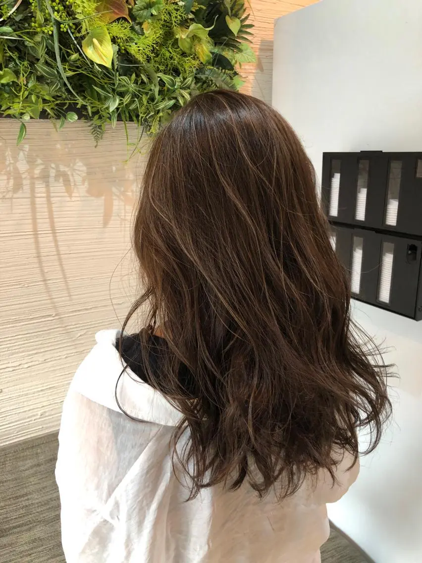 ロング カラー 🫧こおりやま なつみ🫧のヘアスタイル