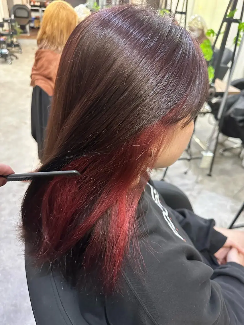 カラー イヤリングカラー ヘアカラー 髪質改善 コレマツのヘアスタイル