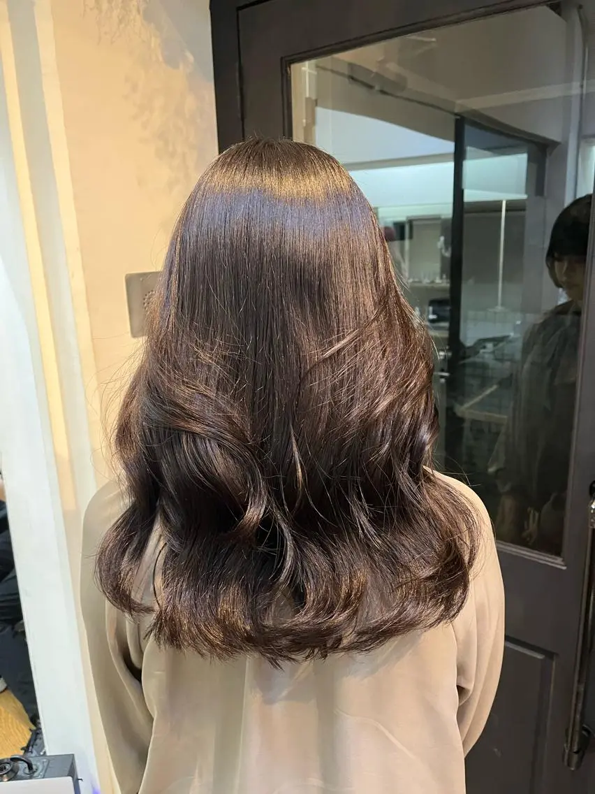 ロング Airi 韓国y2k ハイレイヤーのヘアスタイル
