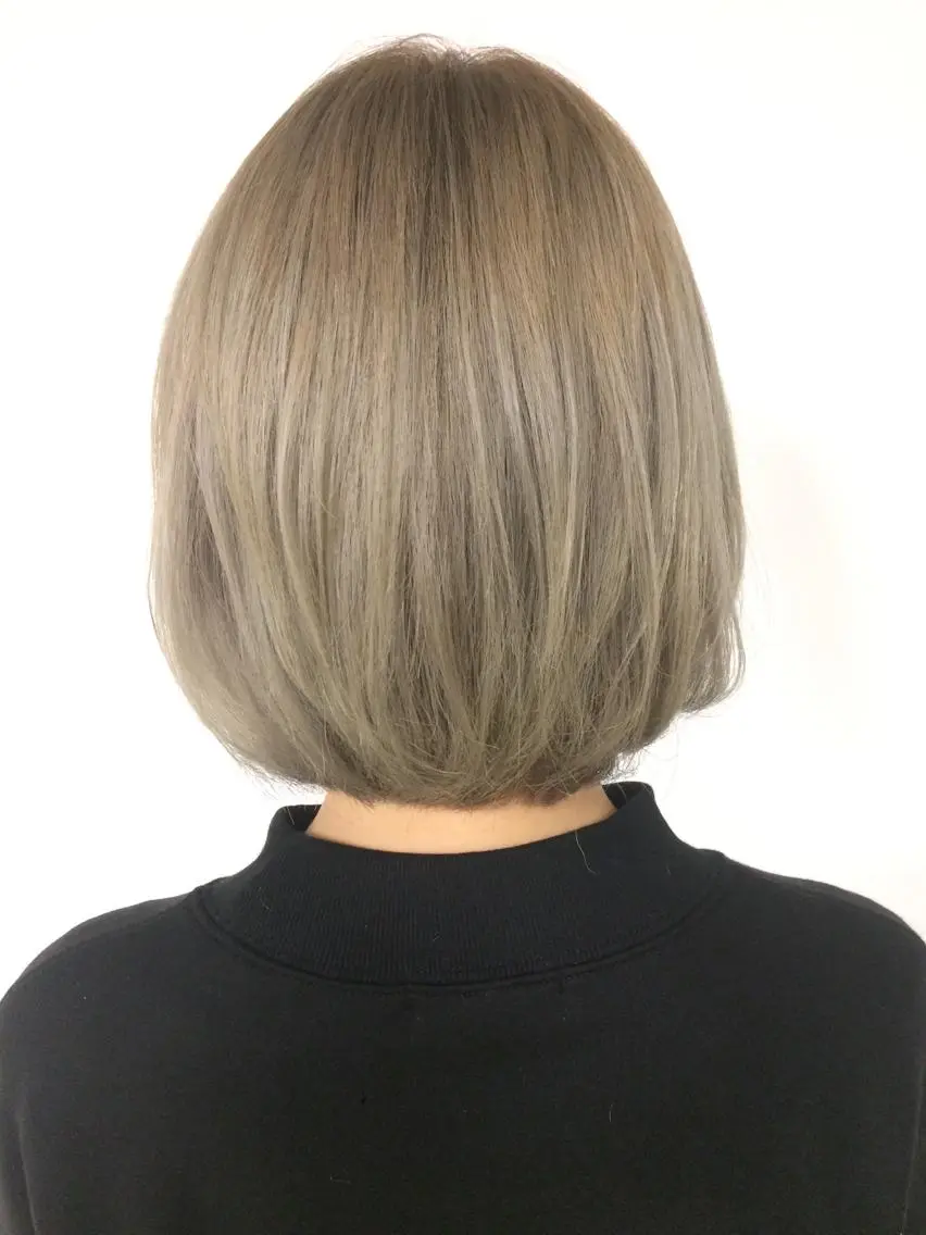 ミディアム ボブ 福島 妃佳留のヘアスタイル