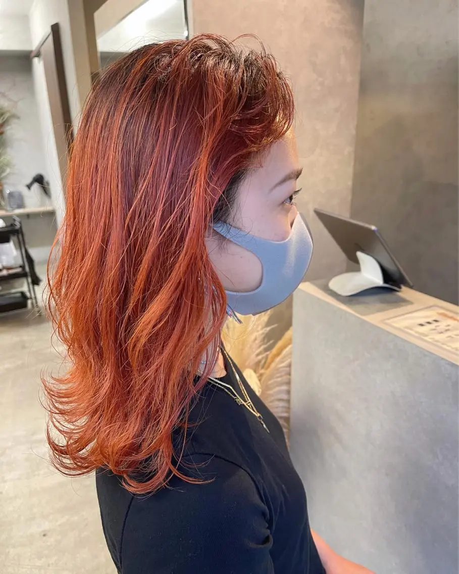 セミロング カラー ブリーチ オレンジ ダブルカラー /まつ毛パーマ🎀のヘアスタイル