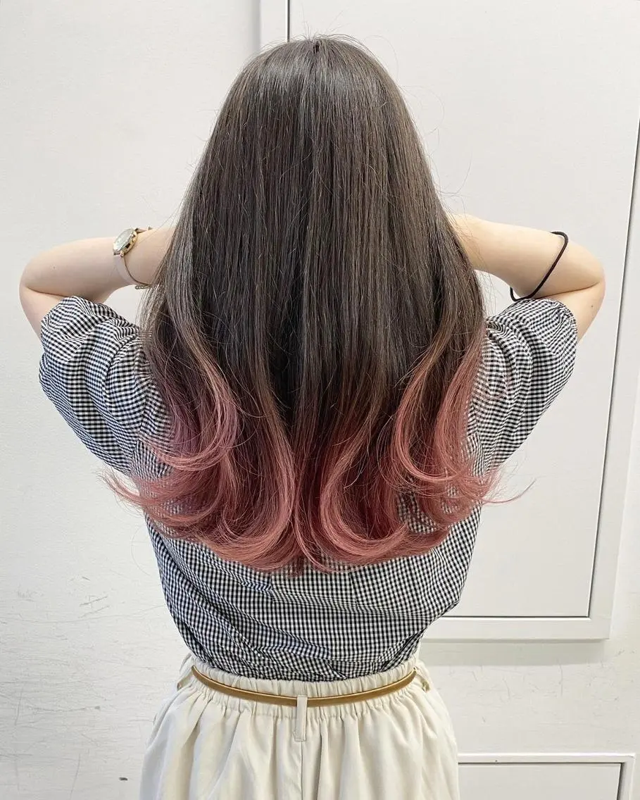 セミロング カラー ピンクカラー 【公式】amble luxe池袋東口🩷のヘアスタイル