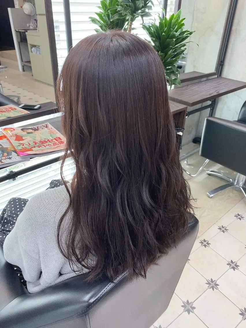 ロング カラー アッシュ ブリーチ 透明感カラー ラベンダーカラー ラベンダーアッシュ 韓国ヘア☁️ mitsukiのヘアスタイル