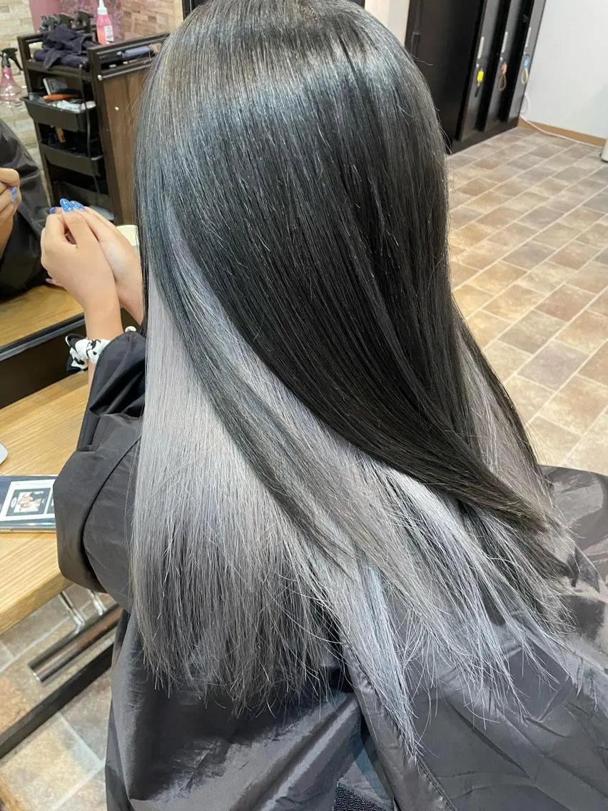 ロング カラー カット ヘアカラー トリートメント YUI/ ブリーチカラー🌷のヘアスタイル