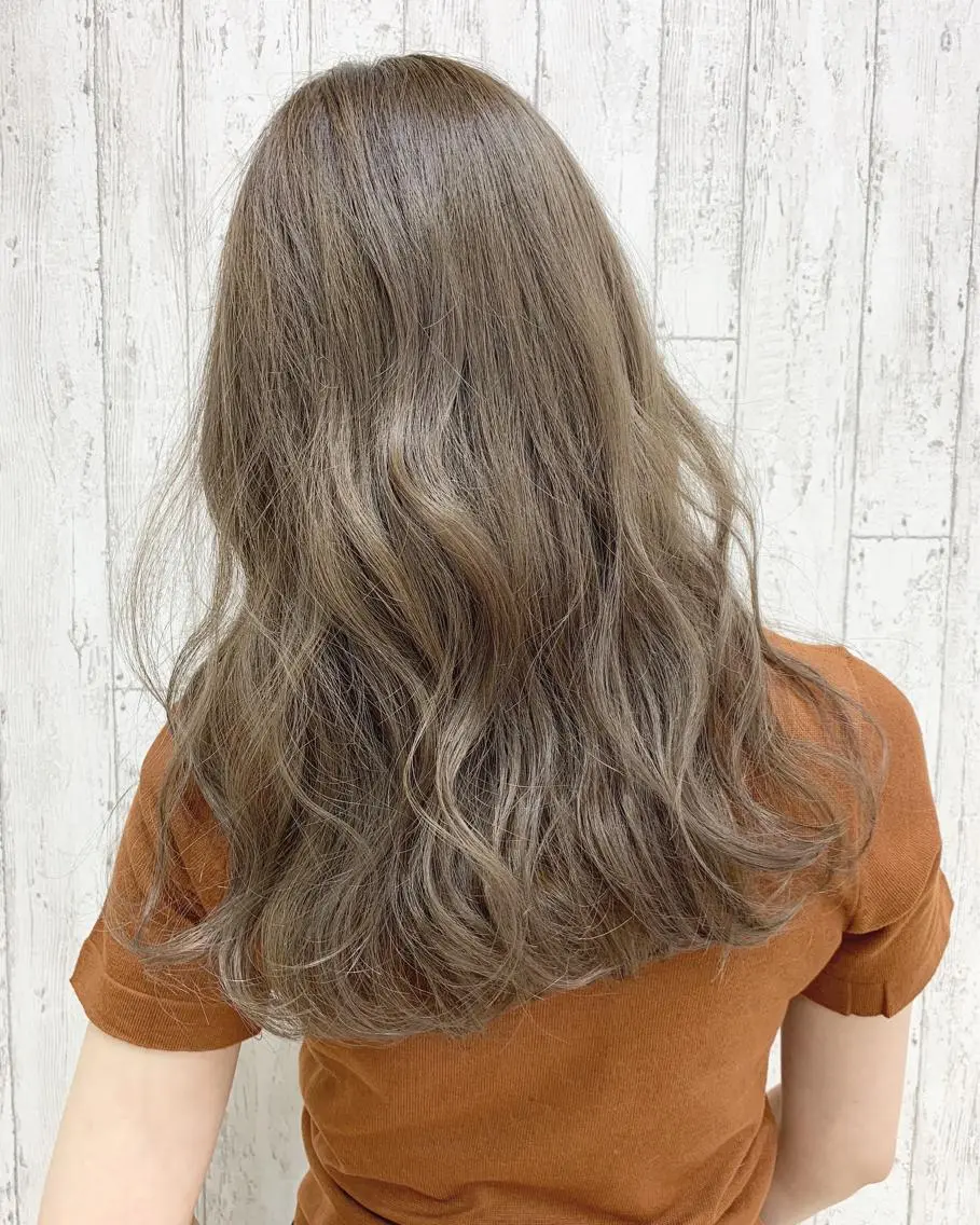 ロング カラー ブリーチ 立川 奈那子のその他イメージ