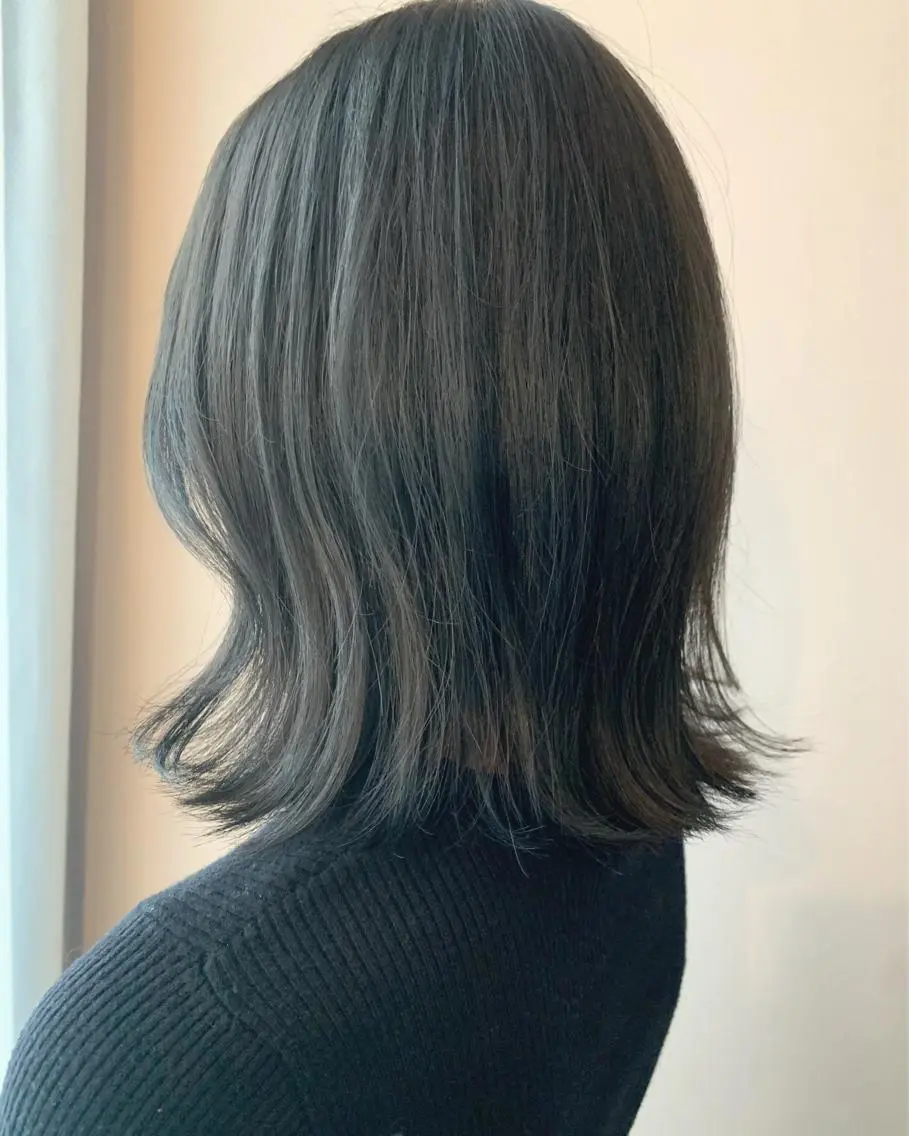 ミディアム カラー 透明感カラー hubhair レイヤー/透明感のヘアスタイル