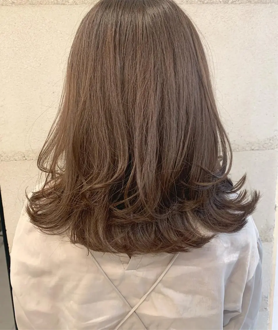 ミディアム カラー 透明感カラー✂︎ YUKAのヘアスタイル