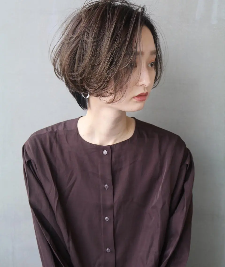 ショート カラー ショートボブ ベージュカラー ボブ ショートヘア ウルフレイヤーカット /チヒロのヘアスタイル