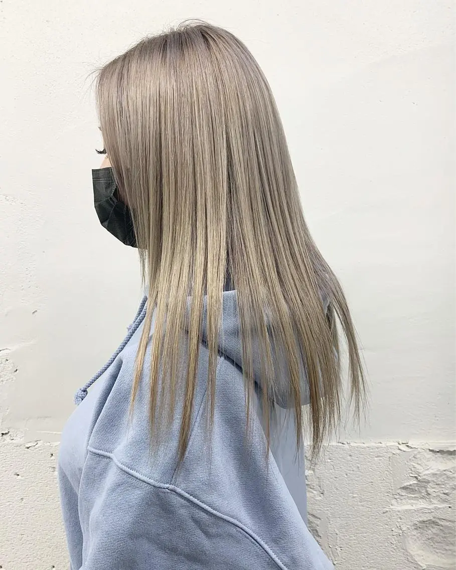 ロング カラー ヘアアレンジ ブリーチ 🎨カラー満足度 500%💫ヅル💫のヘアスタイル