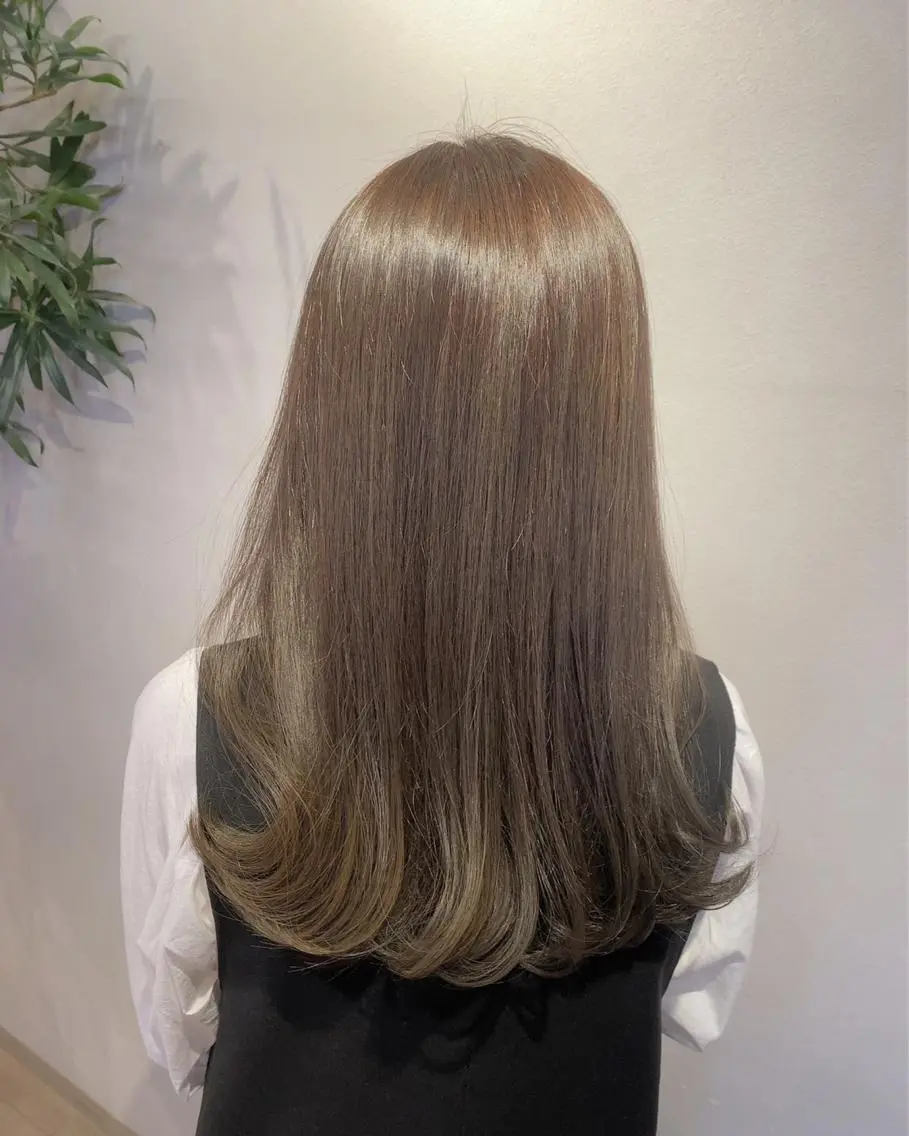 カラー 鎌田 輝のヘアスタイル