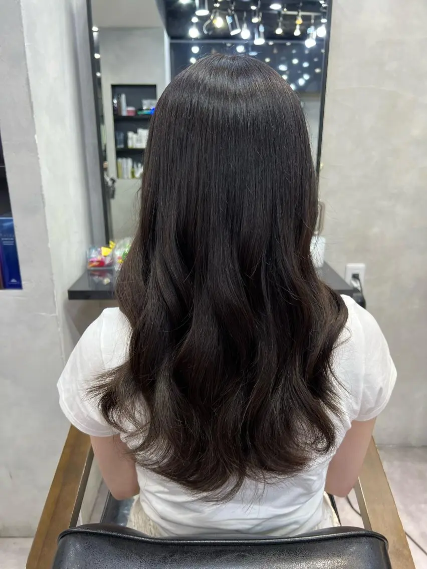 ロング カラー ヘアアレンジ 個室で似合わせ好印象 🧡外山弥千代のヘアスタイル