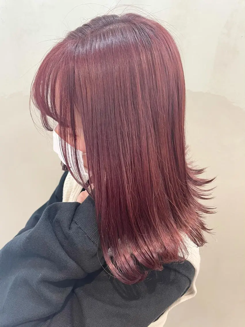 ミディアム カラー 堤 麻衣子のヘアスタイル