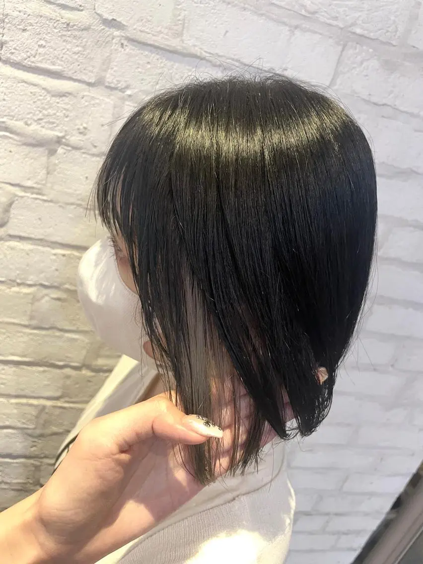 ショート カラー 切りっぱなしボブ 黒髪 ブルーカラー ブルーブラック グレージュ カット ヘアカラー トリートメント ご新規様限定 透明感カラーKANAのヘアスタイル