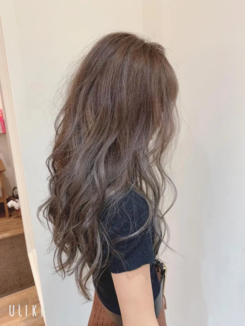 ロング カラー megu 髪質改善TaLeのヘアスタイル