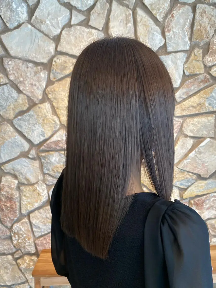 セミロング カット ヘアカラー 縮毛矯正 💠悩み解決美容師 💠シュンヤのヘアスタイル