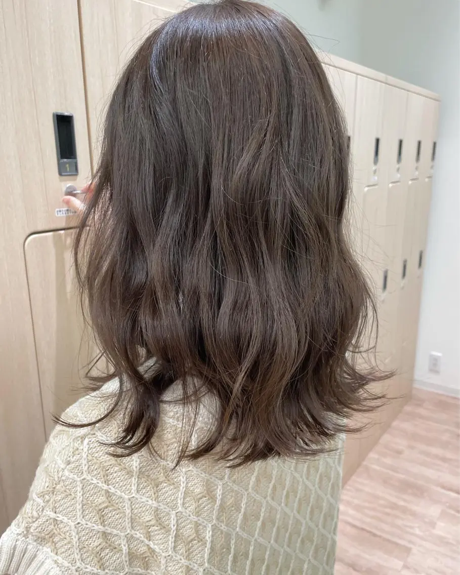 ミディアム カラー ブリーチ ブリーチなしカラー レイヤー／大宮／韓国 🤍AYA🤍のヘアスタイル