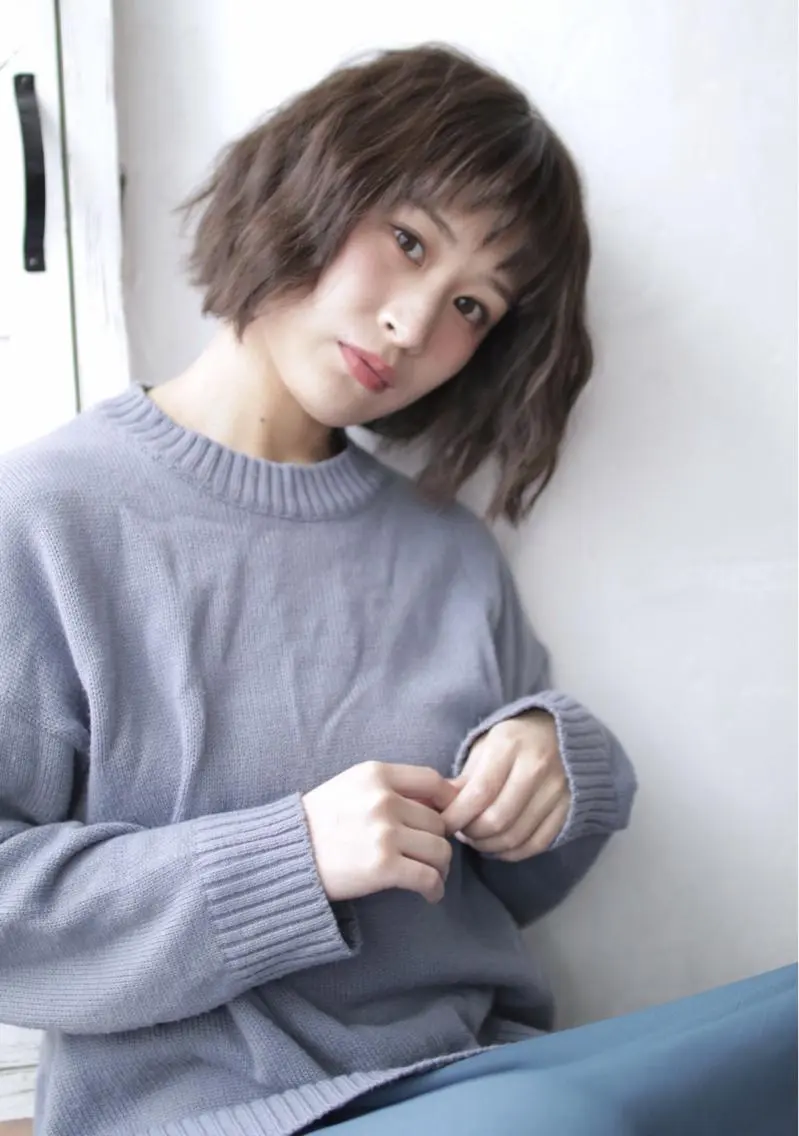 ショート カラー パーマ ヘアアレンジ グラデーションカラー ボブ 外国人風カラー ショートヘア 推し活専用 【派手髪】飯野ゆかりのヘアスタイル