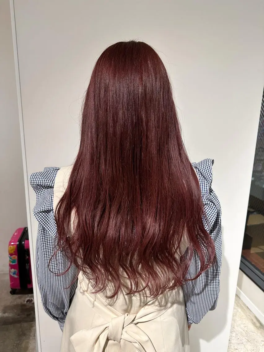ロング カラー ヘアアレンジ イルミナカラー 落合 眺 (オチアイ ノゾミ)のヘアスタイル