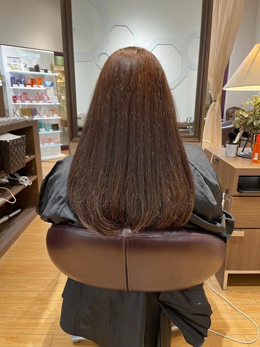 ロング 犬飼 若菜のヘアスタイル
