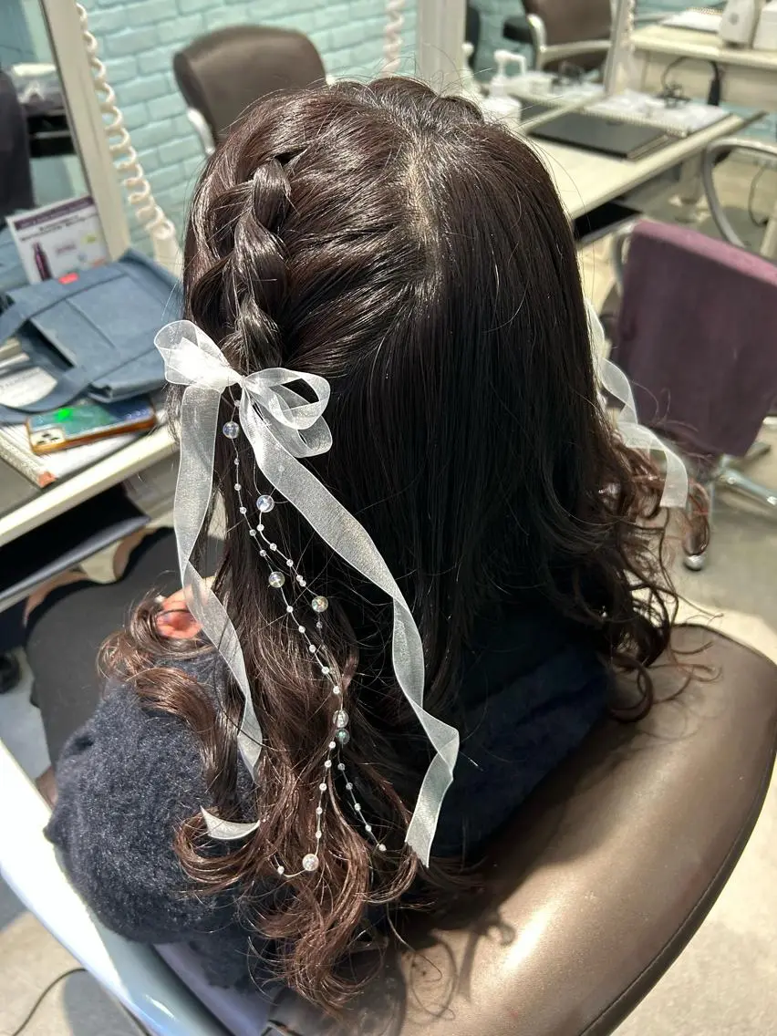 セミロング ヘアアレンジ ヘアセット 💕ブリーチ/ヘアメ 🎀YUUKAのヘアスタイル