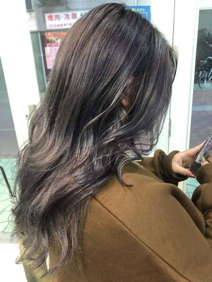 ロング カラー ヘアアレンジ ラベンダーカラー 髪質改善/ ツヤ髪カラー/高井のヘアスタイル