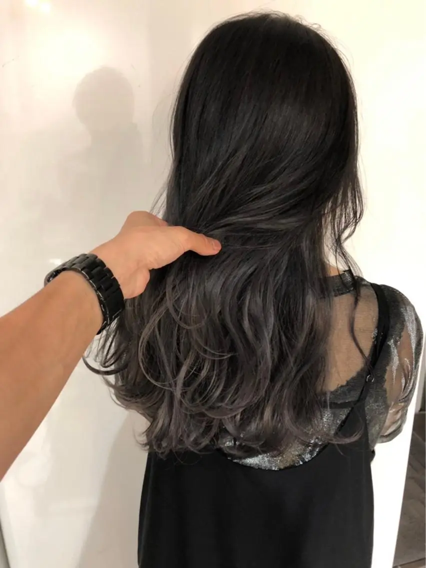 ロング カラー ヘアアレンジ 【公式】amble luxe池袋東口🩷のヘアスタイル