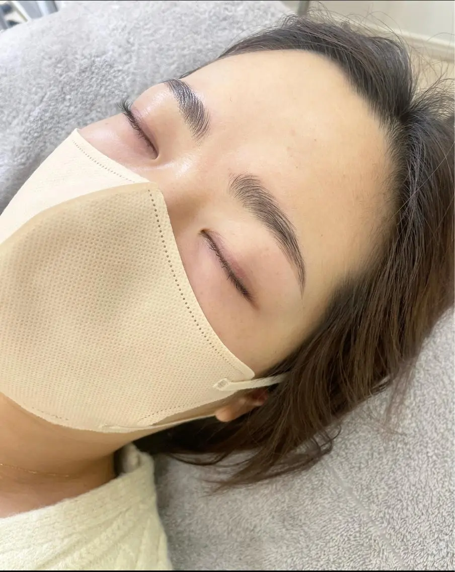 アイブロウ 前田 花綸のヘアスタイル