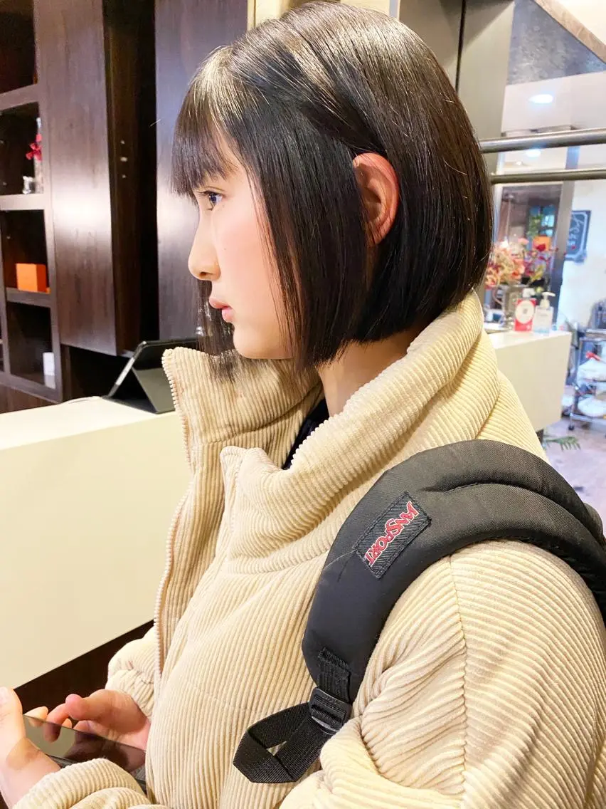 ショート ボブ カット 三瓶 智広のヘアスタイル