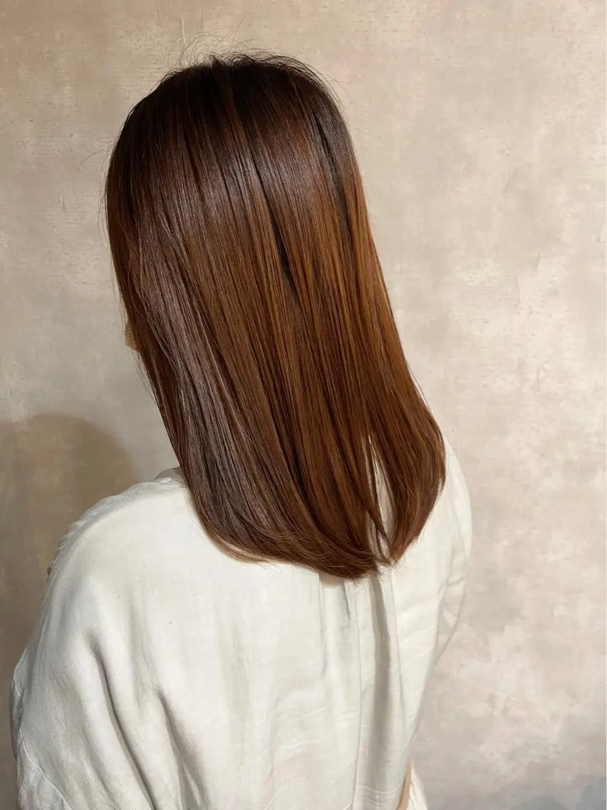 セミロング 髪質改善 栗本 博史のヘアスタイル