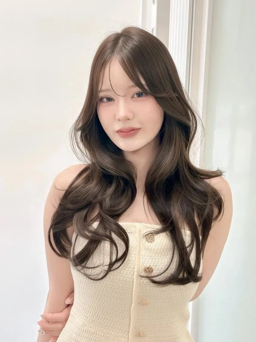 カラー カット ヘアカラー トリートメント ヘッドスパ ヘアセット 韓国風トレンド🩶 レイヤースタイルのヘアスタイル