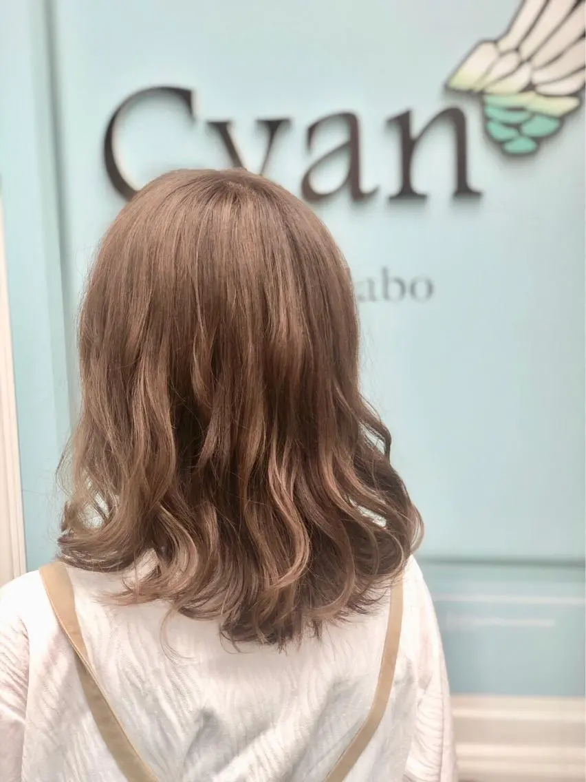 ミディアム 石井 彰浩のヘアスタイル