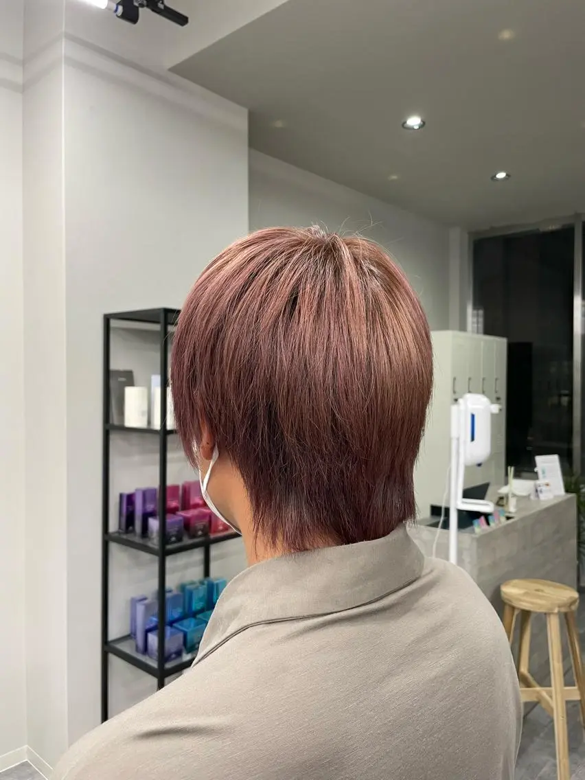 カラー メンズ ベージュカラー ピンクカラー ピンクベージュ ヘアカラー けいと髪質改善 全年齢リピート多数のヘアスタイル