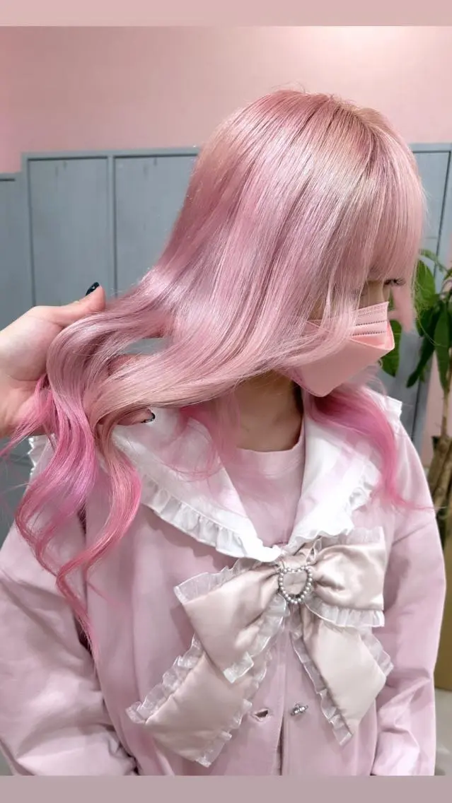 ロング カラー 町田ブリーチNo.1 🌈MANATOのヘアスタイル