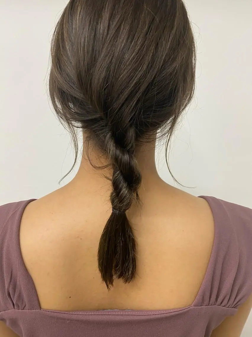 ミディアム カラー ヘアアレンジ ベージュカラー ハイライトカラー ハイライト ニュアンスヘア🌔 nanakoのヘアスタイル