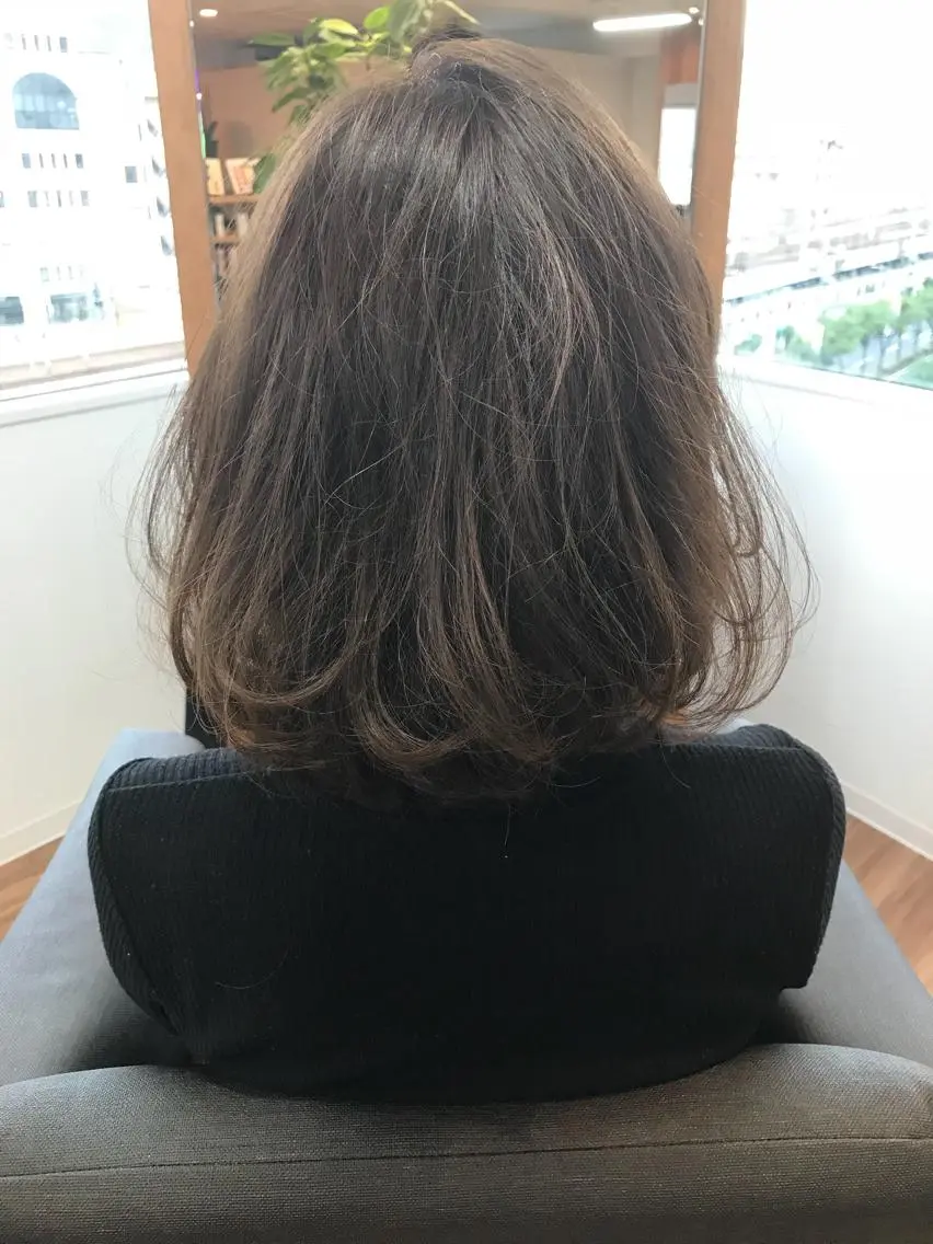 ショート カラー 松本 俊樹のヘアスタイル