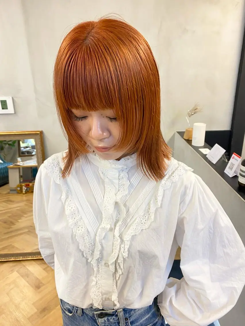 ミディアム カラー パーマ ヘアアレンジ デザインカラー/ボブ ブリーチカラー/ユリのヘアスタイル