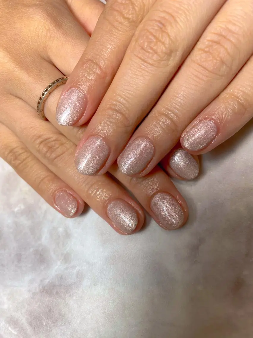 ネイル アイブロウ マグネットネイル シンプルネイル ハンドネイル 🌿Charme🌿 MAIのネイルデザイン