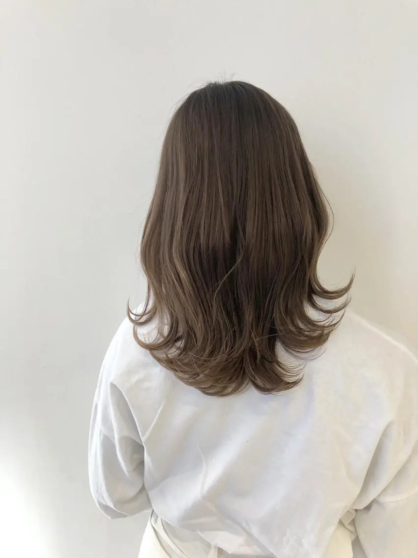 ミディアム カラー パーマ アディクシーカラー 透明感カラー 【公式】amble luxe池袋東口🩷のヘアスタイル