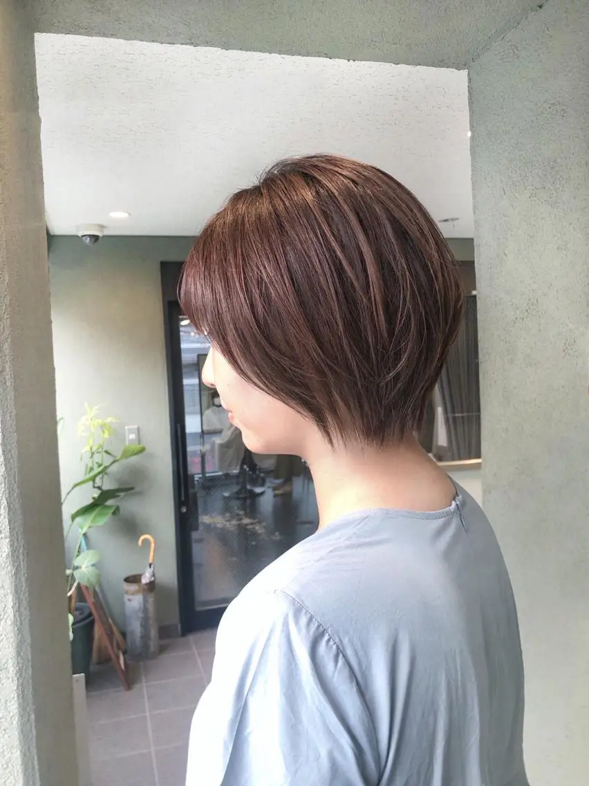 ショート カラー ハイライトカラー ハイライト カット ヘアカラー トリートメント HIROKI ”博多 /ボブのヘアスタイル