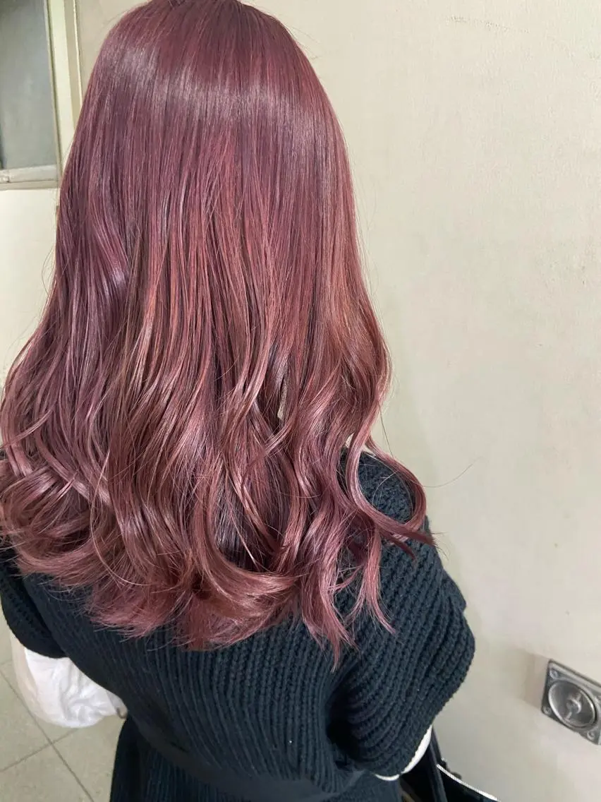 ロング 吉村 夏椰のヘアスタイル