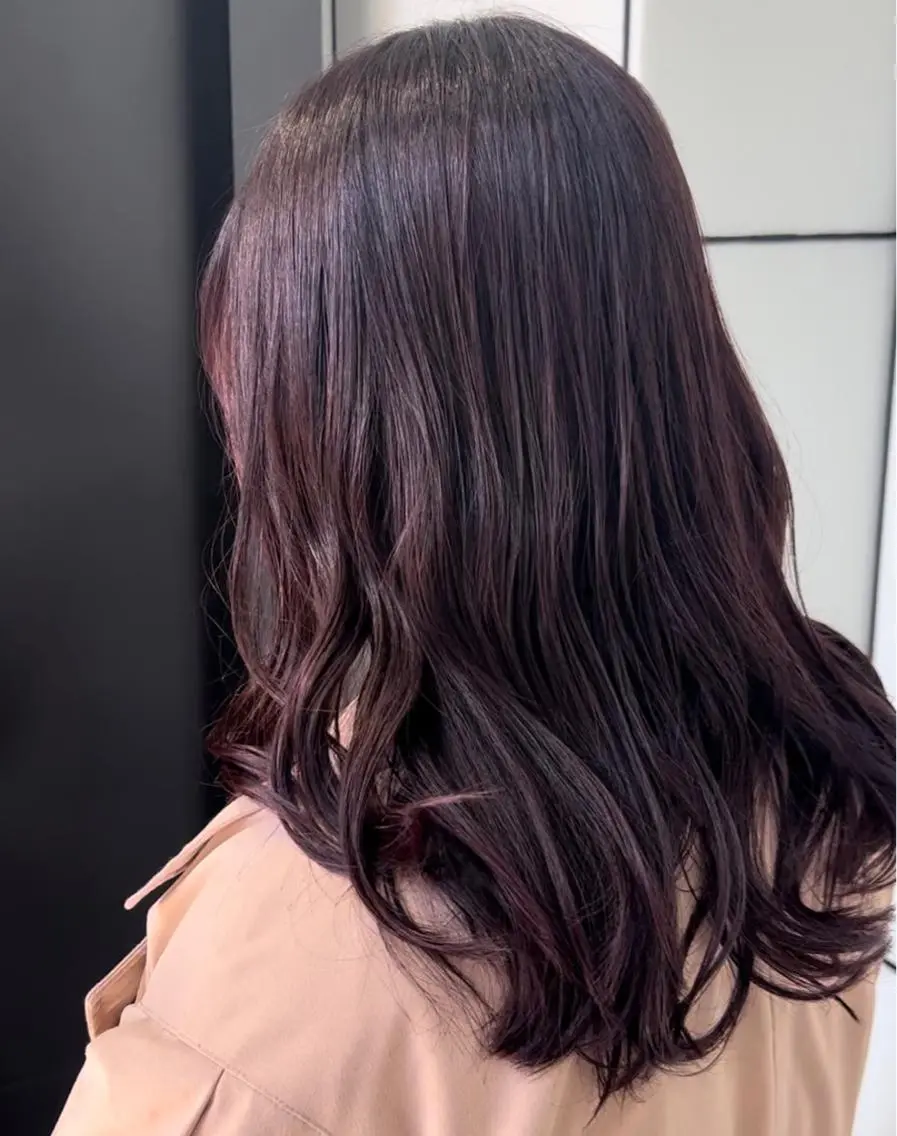 セミロング カラー ハイトーンカラー ピンクカラー 学生 🦋sana🦋 似合わせカット✁のヘアスタイル