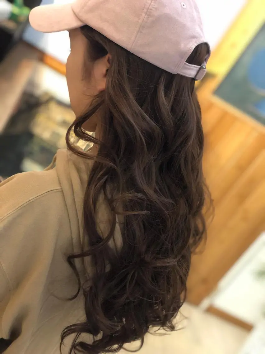 ロング カラー パーマ ヘアアレンジ メンズ キッズ ネイル マツエク・マツパ メンズブリーチ メンズハイライト ブリーチ ハイライトカラー ハイライト ヘアカラー 一人一人の輝きを 心を込めてのヘアスタイル
