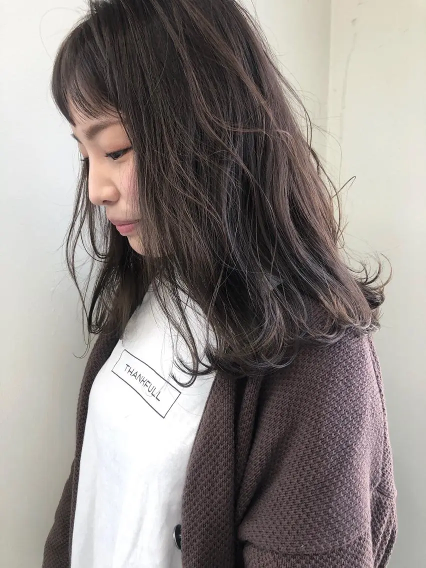 セミロング アッシュ 小澤大輔 YOLO hairのヘアスタイル