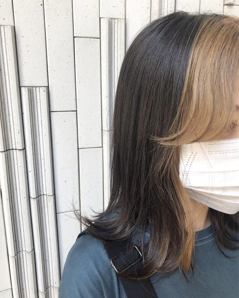 ミディアム カラー ハイライトカラー ハイライト ヘアカラー トリートメント 🍊新宿南口🍊 ERINAのヘアスタイル