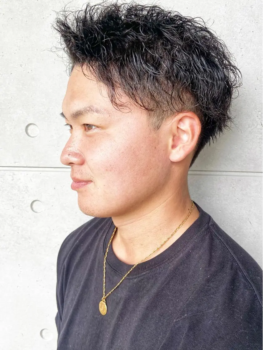 ショート パーマ メンズ 刈り上げ ショートヘア メンズヘア特化 崎田 成人のヘアスタイル