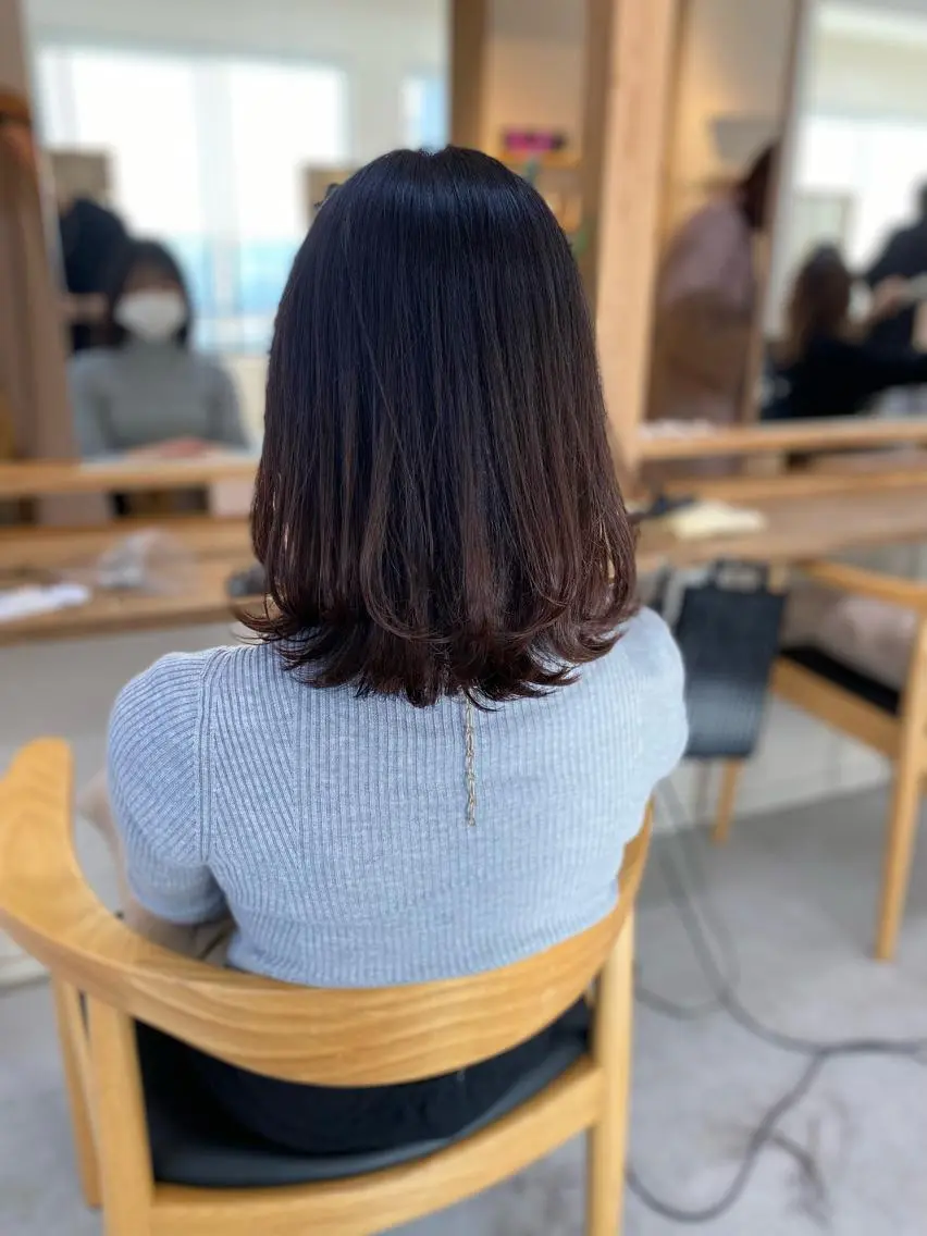 セミロング くびれヘア 勝河 怜楊のヘアスタイル