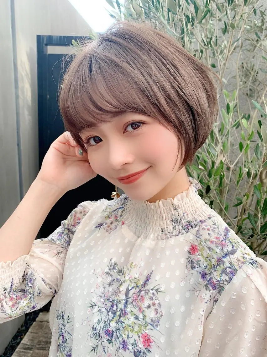 ショート カラー パーマ ショートボブ ボブ ショートヘア 小顔カット 大人かわいい💍🤍 ボブ/ショートボブのヘアスタイル