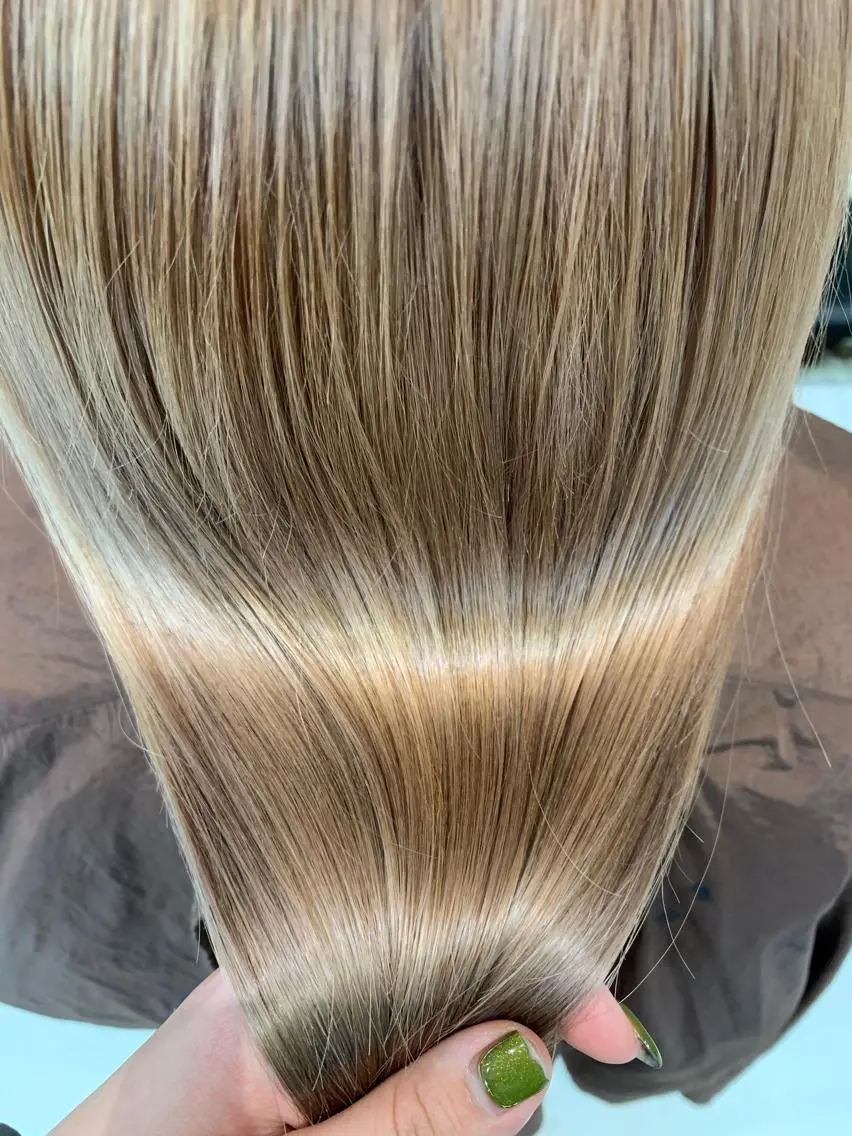ロング 髪質改善 トリートメント 大関 はるかのヘアスタイル