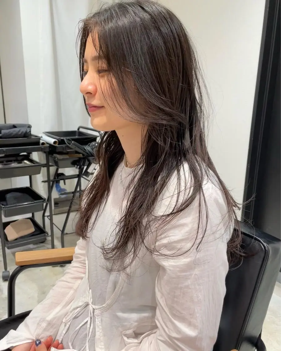 ロング カラー レイヤーカット カット ヘアカラー トリートメント 村上雅人 ナチュラルモードのヘアスタイル